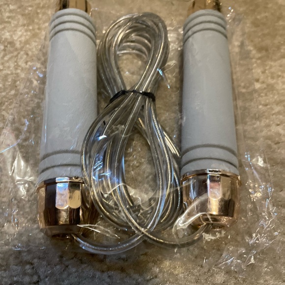 Jump rope - Picture 2 of 2